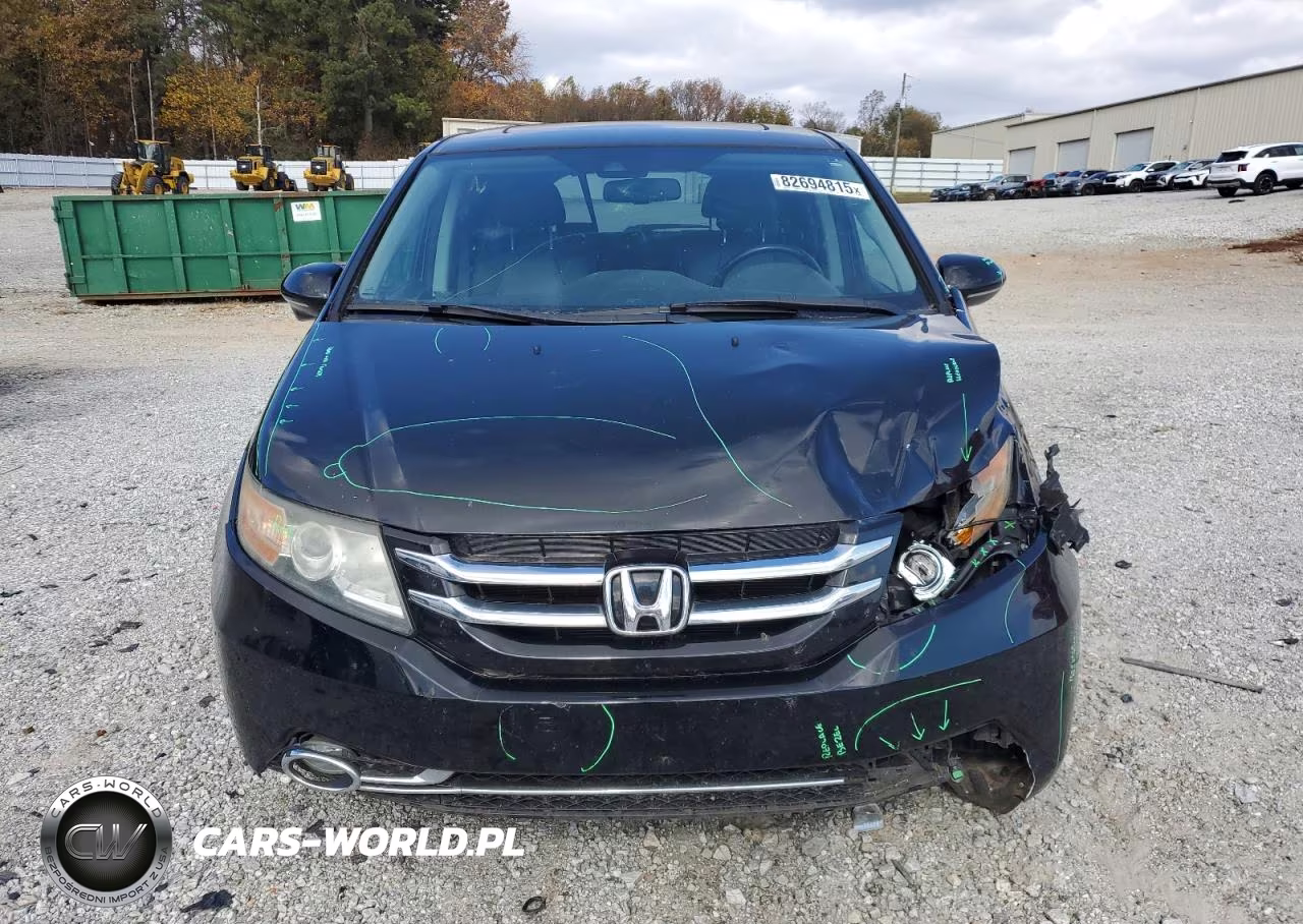 2015 Honda Odyssey Touring VIN:5FNRL5H94FB092674 - 5