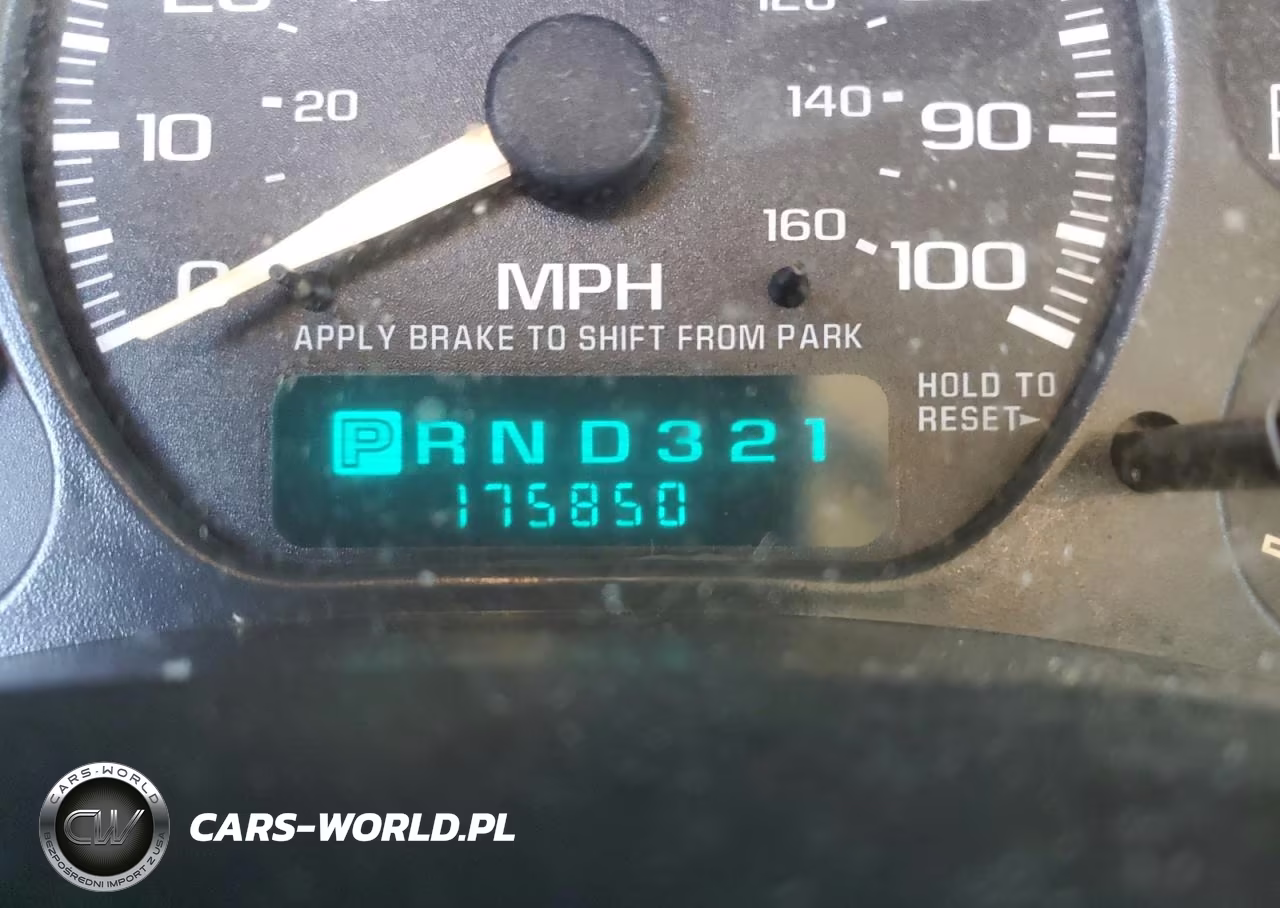 2002 GMC Yukon K1500 VIN:1GKFK16Z42J161291 - 9