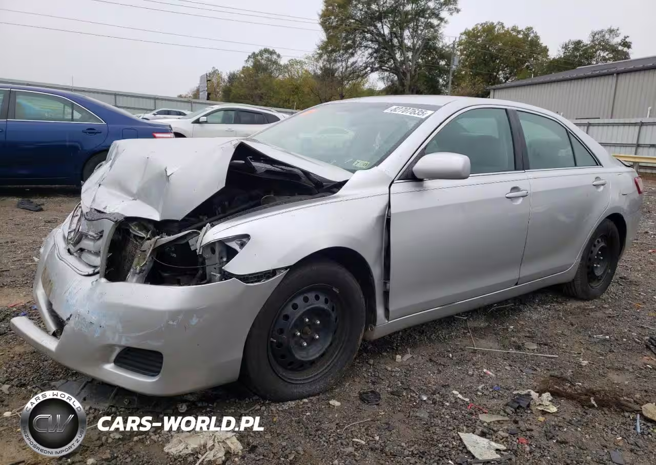 2010 Toyota Camry Base – zdjęcie 1 z 12
