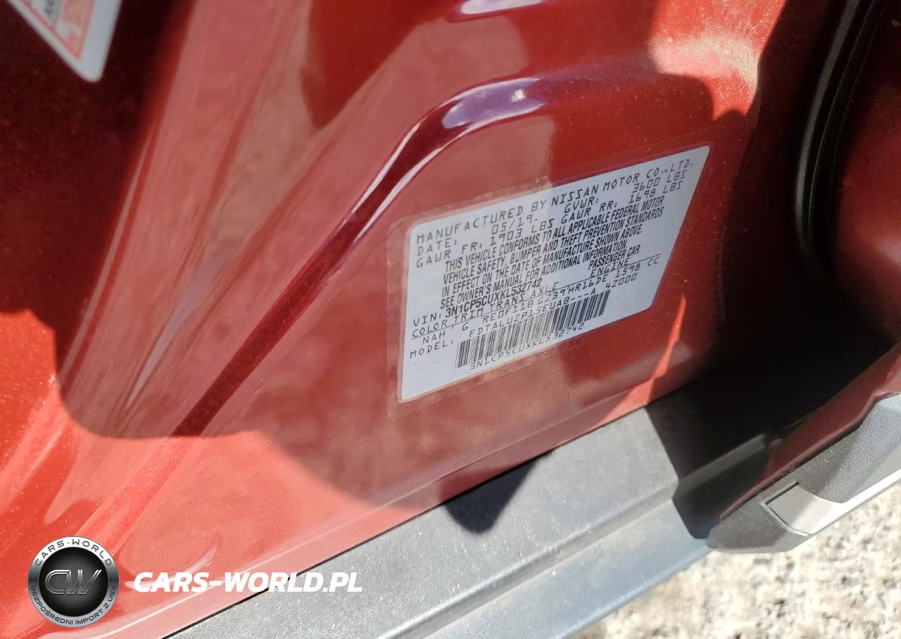 2019 Nissan Kicks S VIN:3N1CP5CUXKL532742 - 13