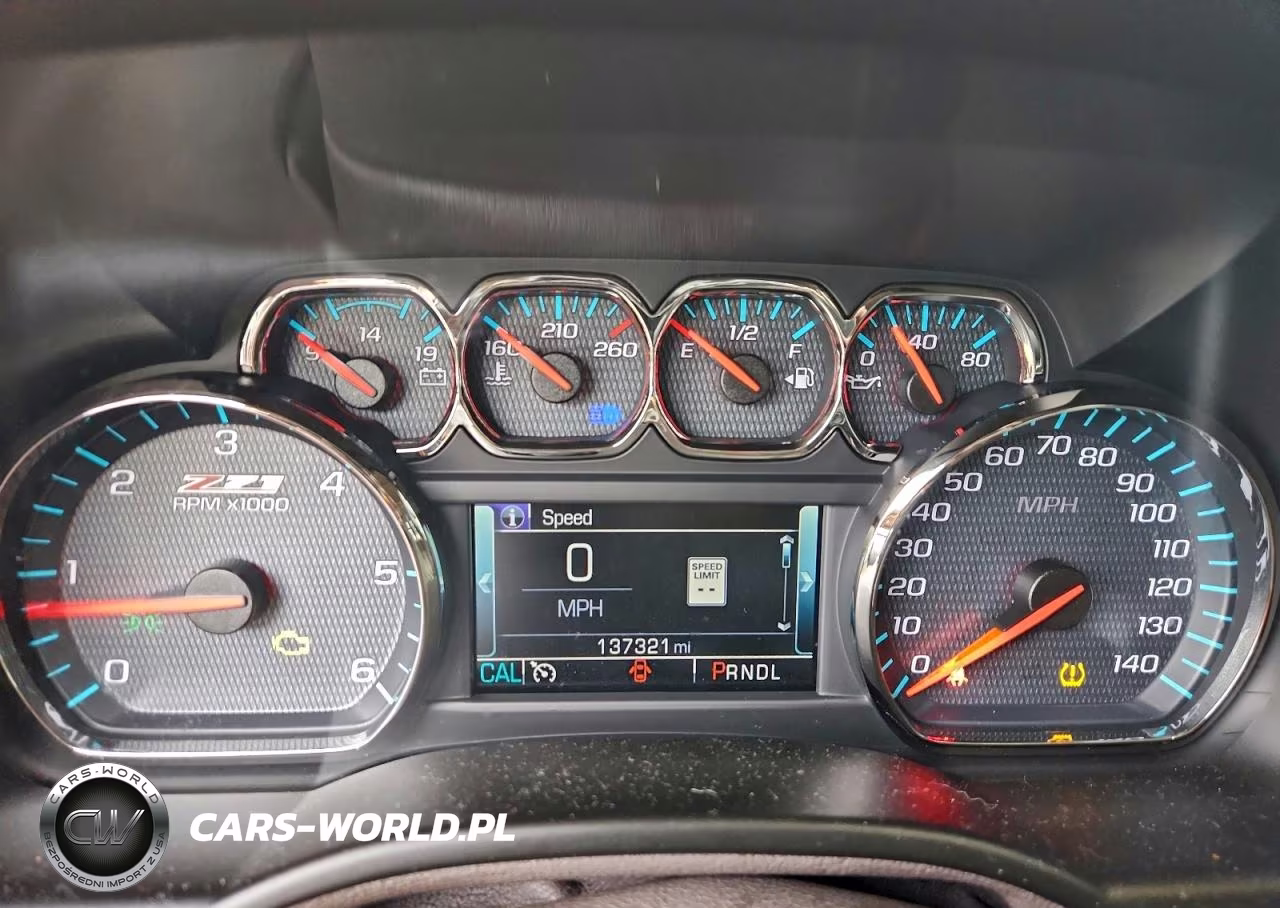 2018 Chevrolet Tahoe K1500 Lt VIN:1GNSKBKC7JR401328 - 9