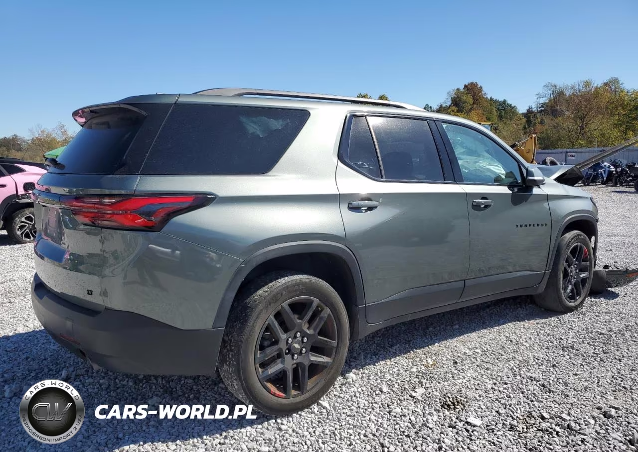 2023 Chevrolet Traverse Lt VIN:1GNERGKW0PJ240327 - 3
