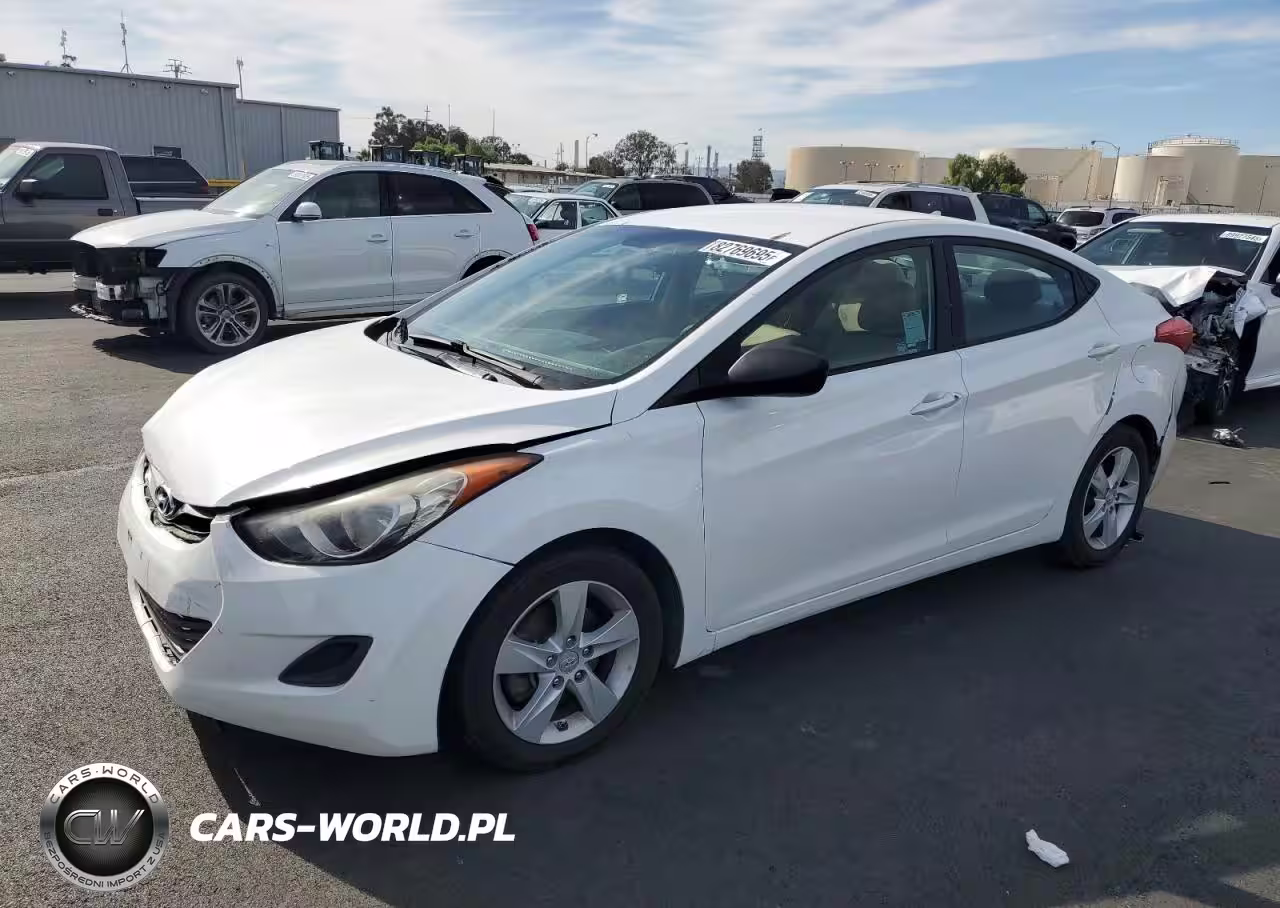 2013 Hyundai Elantra Gls