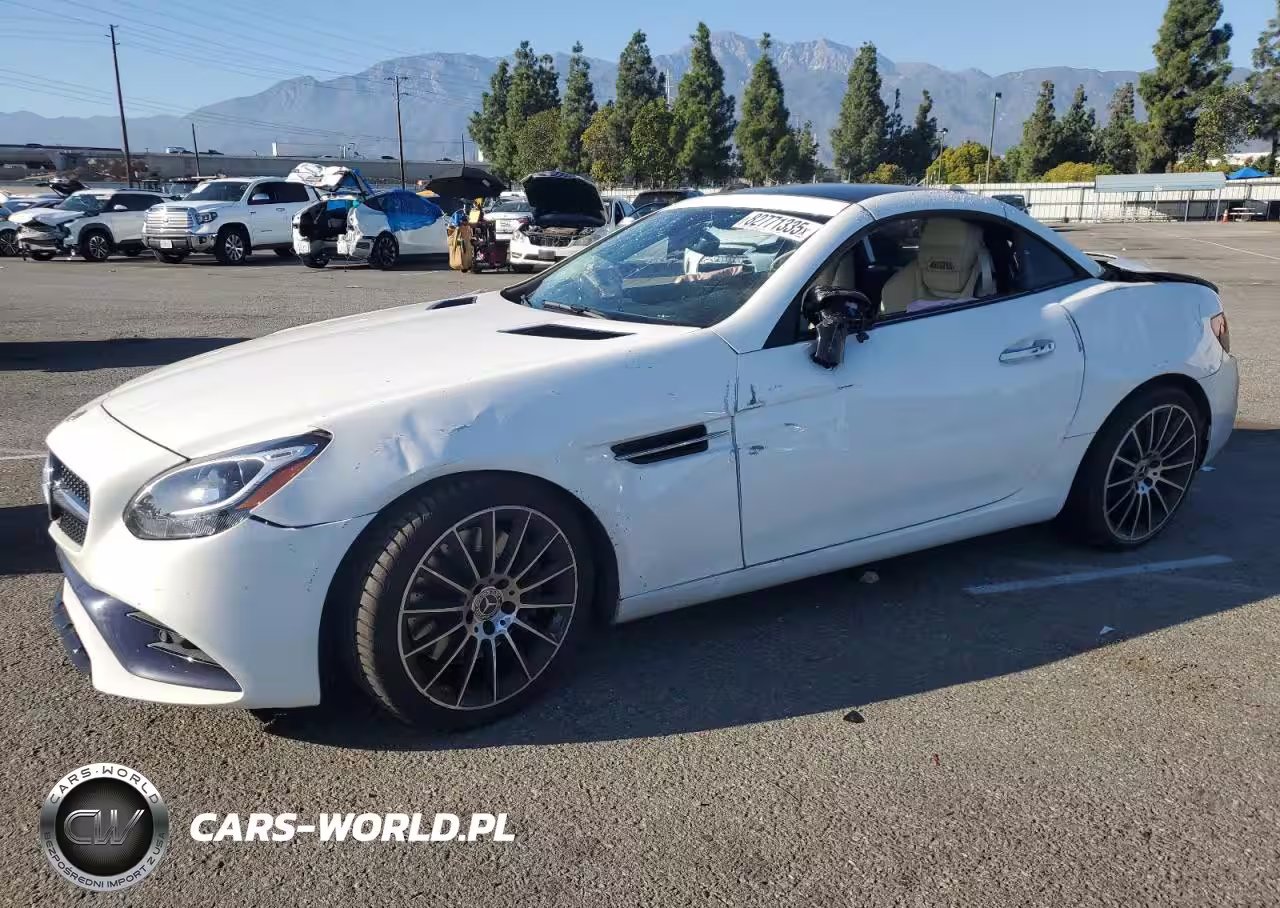 2018 Mercedes-Benz Slc 300