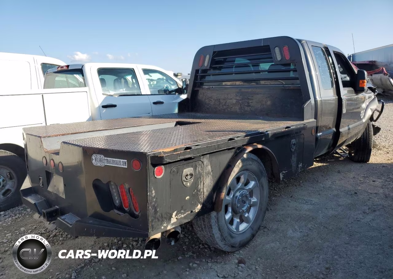 2016 Ford F250 Truck Cab And Chassis VIN:1FT7X2BT6GEB60328 - 3