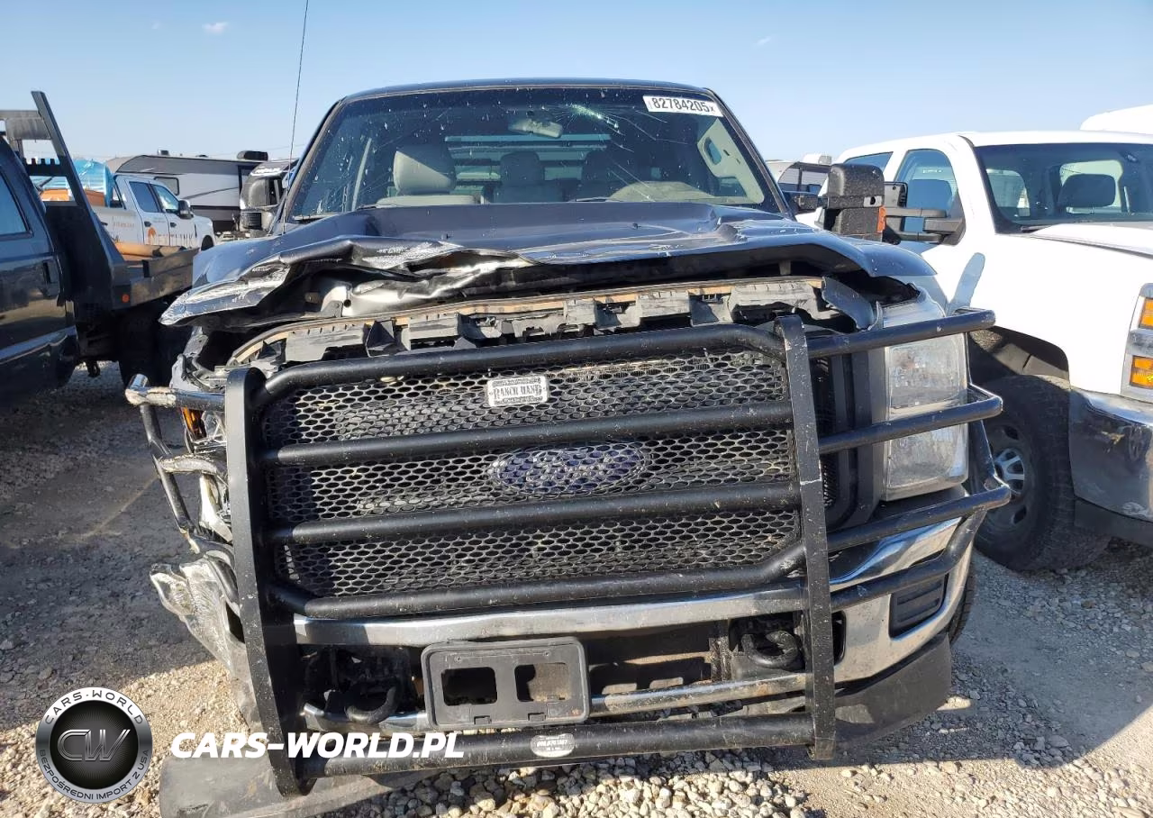 2016 Ford F250 Truck Cab And Chassis VIN:1FT7X2BT6GEB60328 - 5