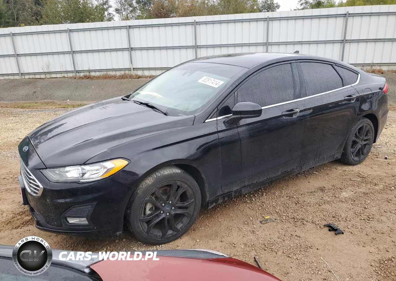 2020 Ford Fusion Se – zdjęcie 1 z 12