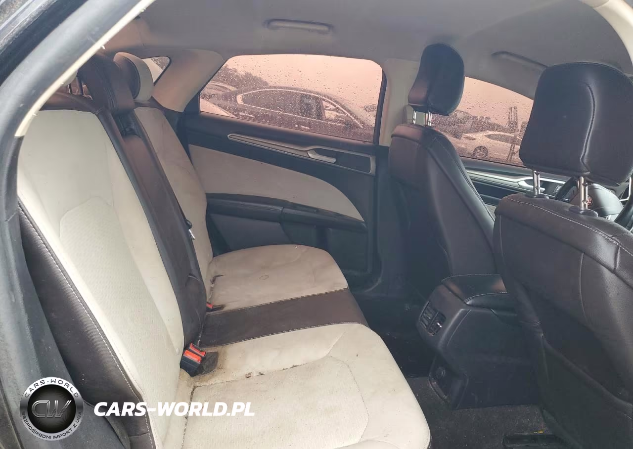 2020 Ford Fusion Se VIN:3FA6P0HD3LR260948 - 10