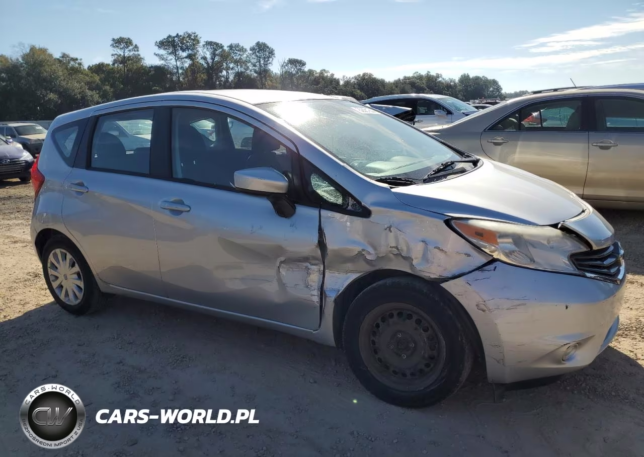 2015 Nissan Versa Note VIN:3N1CE2CP8FL394235 - 4