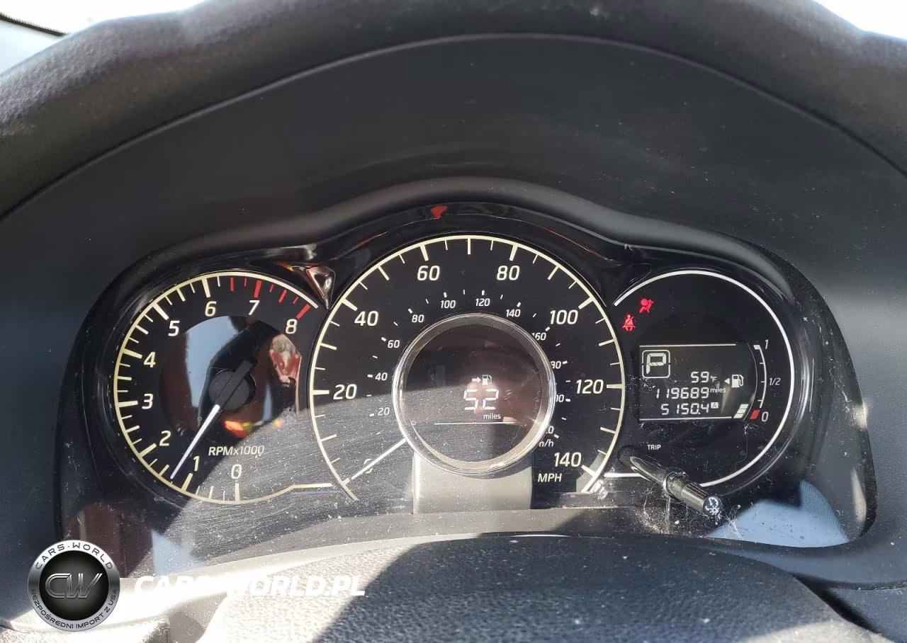 2015 Nissan Versa Note VIN:3N1CE2CP8FL394235 - 9