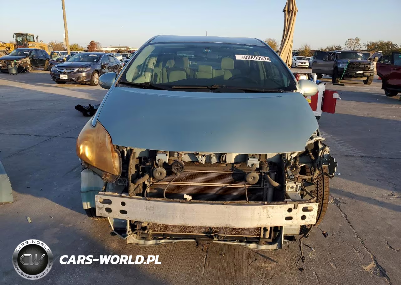 2014 Toyota Prius Three VIN:JTDKN3DU7E1751350 - 5