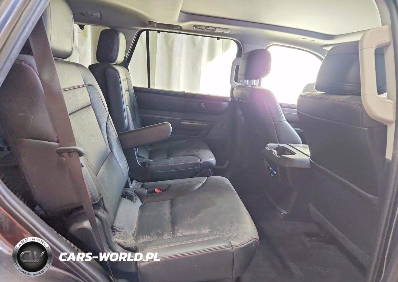 2023 Toyota Sequoia Trd Pro VIN:7SVAAABA1PX015207 - 11