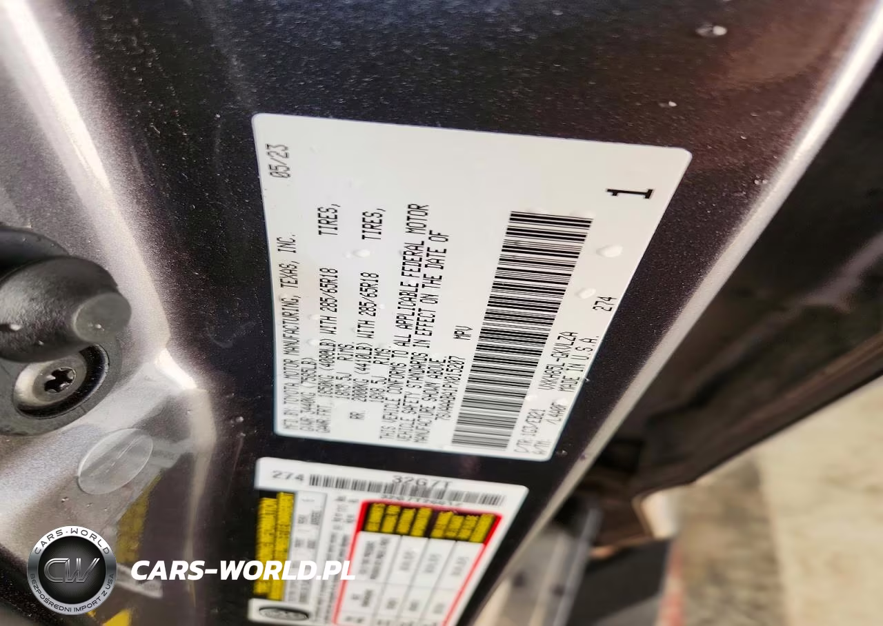 2023 Toyota Sequoia Trd Pro VIN:7SVAAABA1PX015207 - 13
