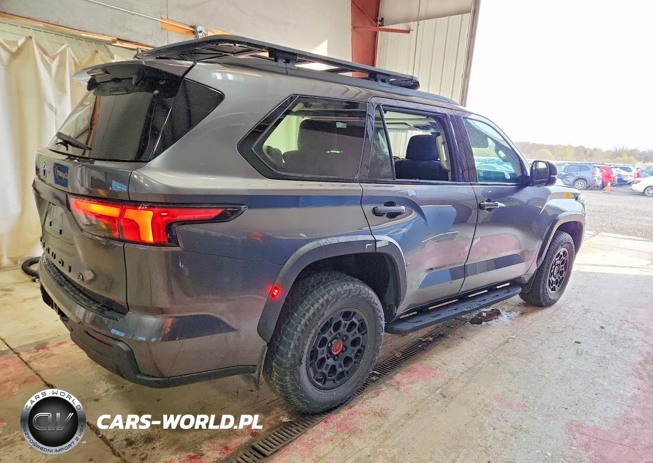 2023 Toyota Sequoia Trd Pro VIN:7SVAAABA1PX015207 - 3