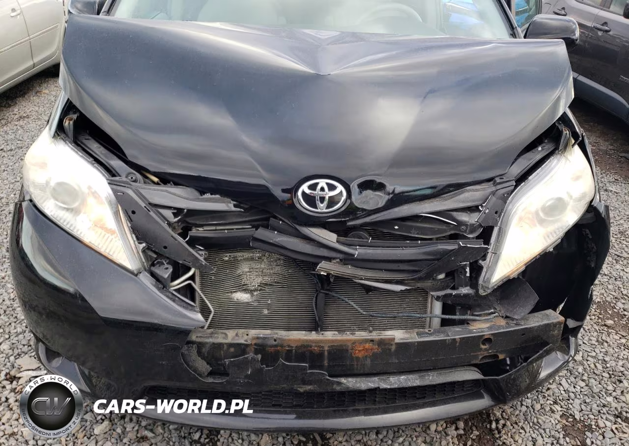 2011 Toyota Sienna Le VIN:5TDKK3DC3BS167719 - 12