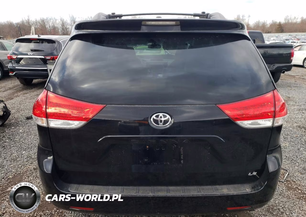 2011 Toyota Sienna Le VIN:5TDKK3DC3BS167719 - 6