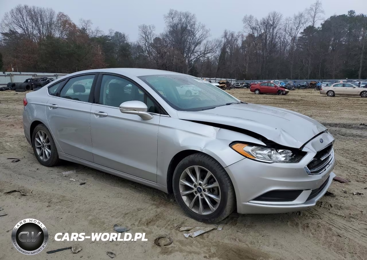 2017 Ford Fusion Se VIN:3FA6P0H78HR196214 - 4