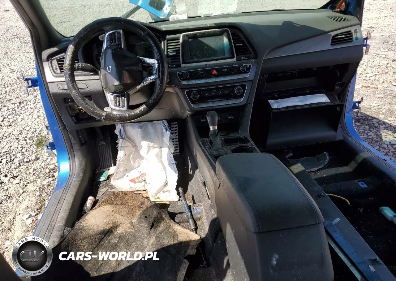 2018 Hyundai Sonata Sport VIN:5NPE34AF4JH637940 - 8