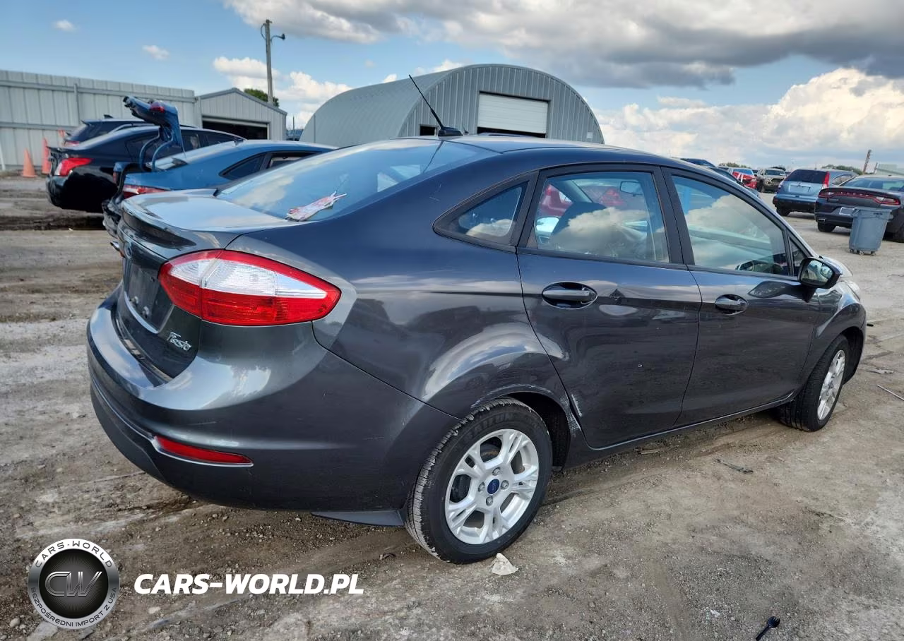 2015 Ford Fiesta Se VIN:3FADP4BJ7FM175951 - 3