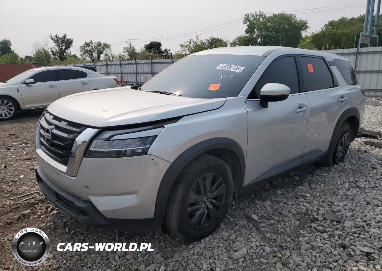 2022 Nissan Pathfinder S