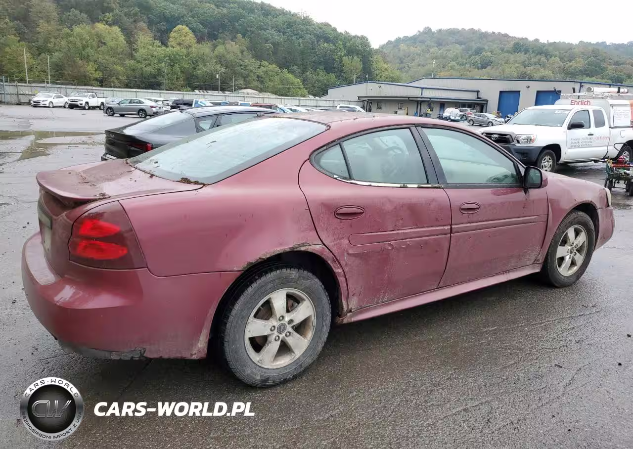 2005 Pontiac Grand Prix VIN:2G2WP522351325145 - 3
