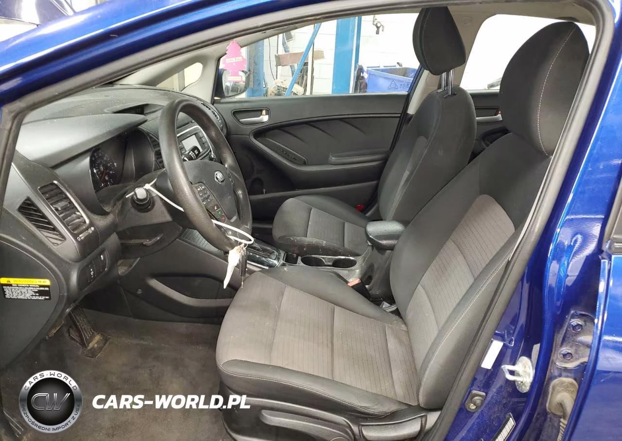 2017 Kia Forte Lx VIN:3KPFL4A7XHE105457 - 7