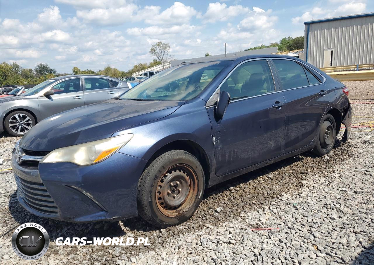 2015 Toyota Camry Le