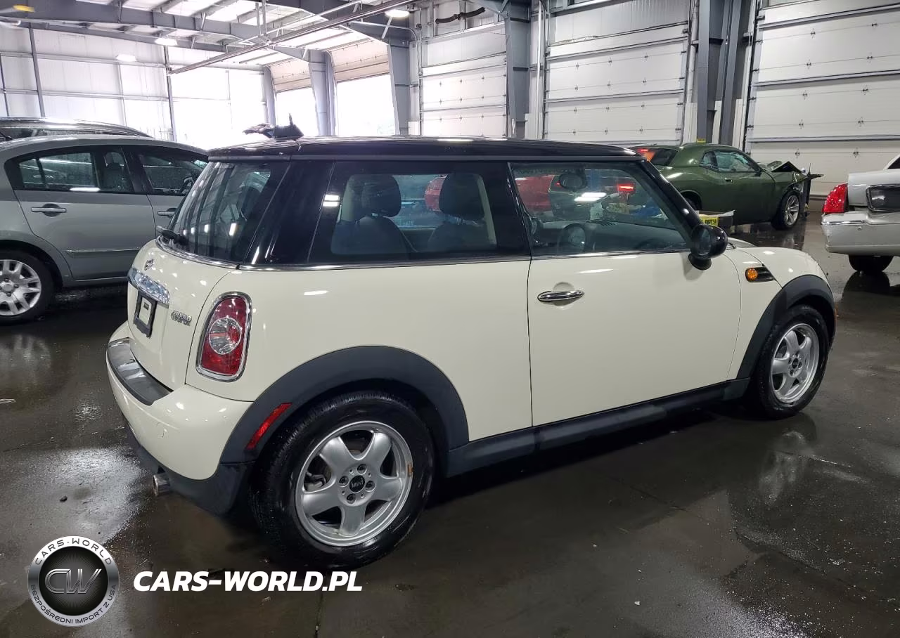 2011 Mini Cooper VIN:WMWSU3C50BT099519 - 3