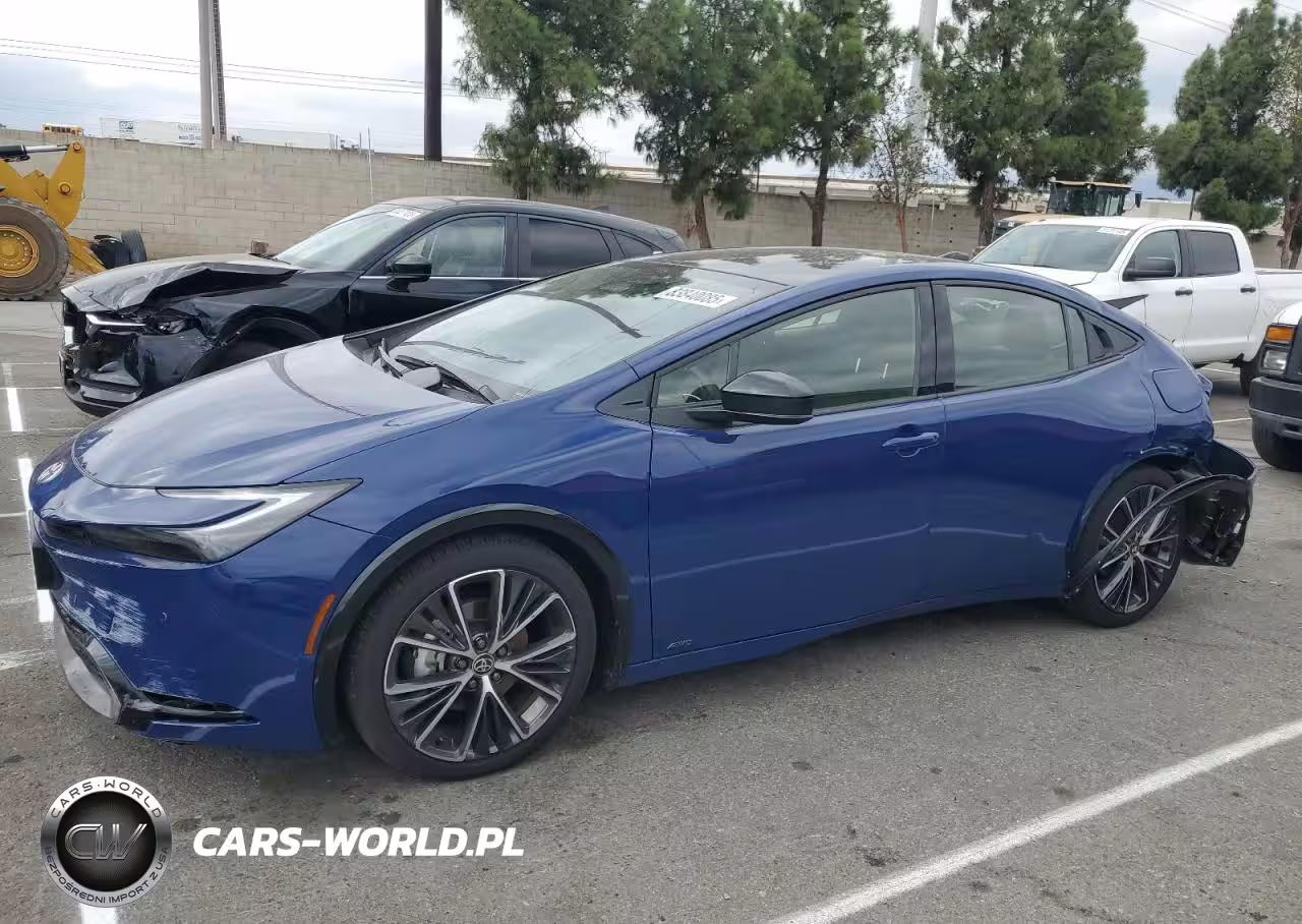 2024 Toyota Prius Le