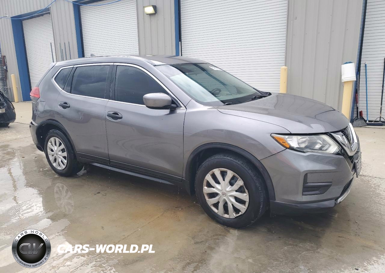 2017 Nissan Rogue S VIN:5N1AT2MT9HC832583 - 4