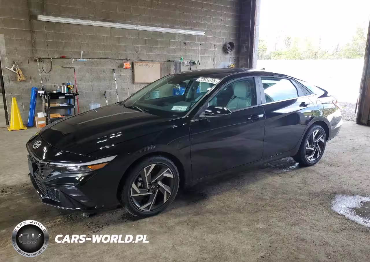 2025 Hyundai Elantra Limited