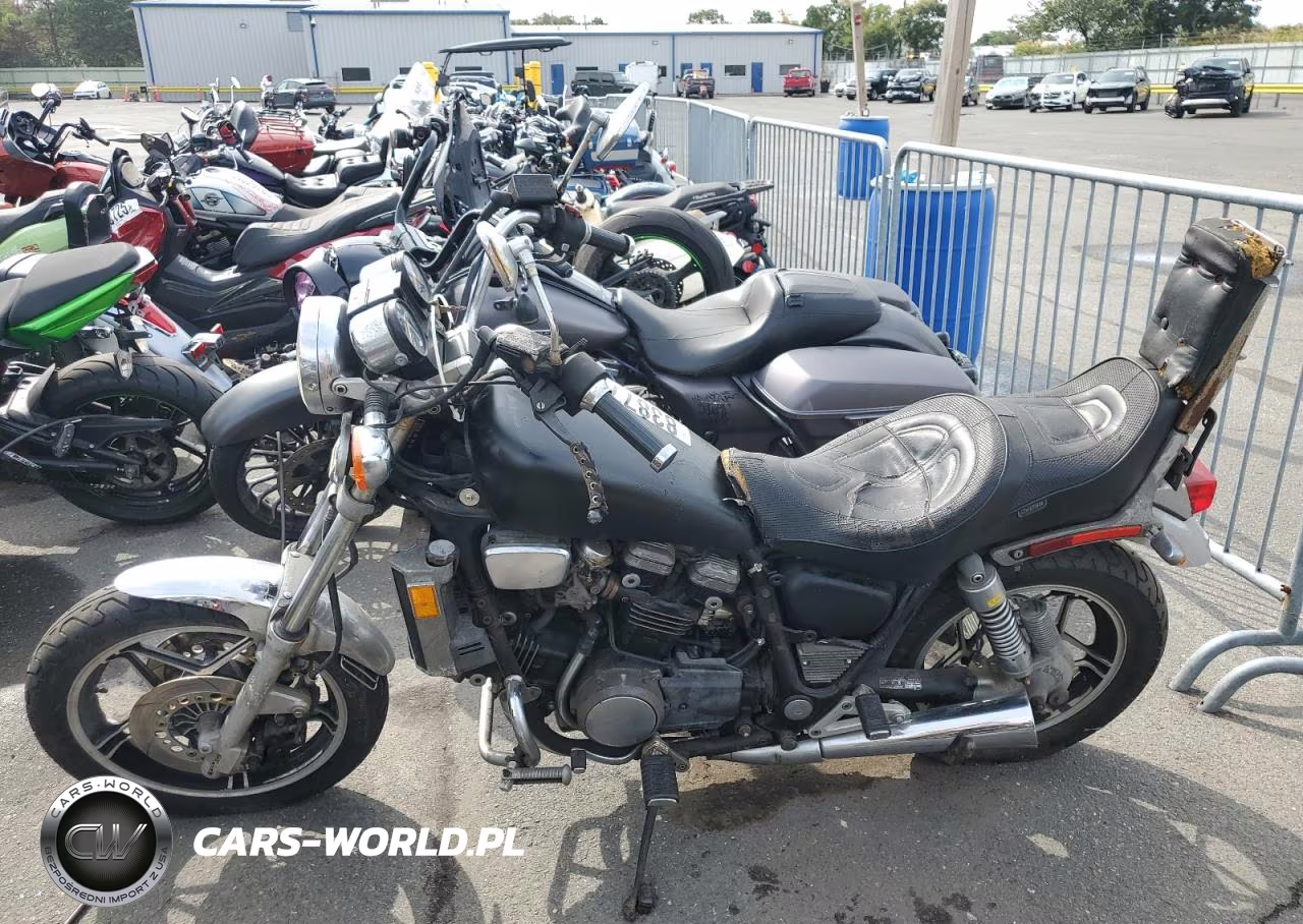 1983 Honda Vf750 VIN:JH2RC0712DM107375 - 3