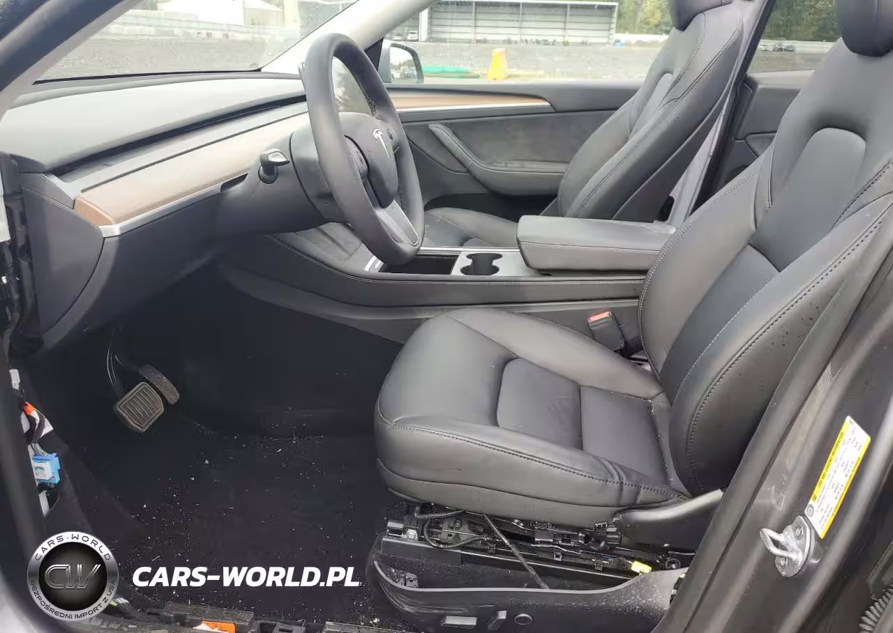 2024 Tesla Model Y VIN:7SAYGDEE5RF164453 - 7