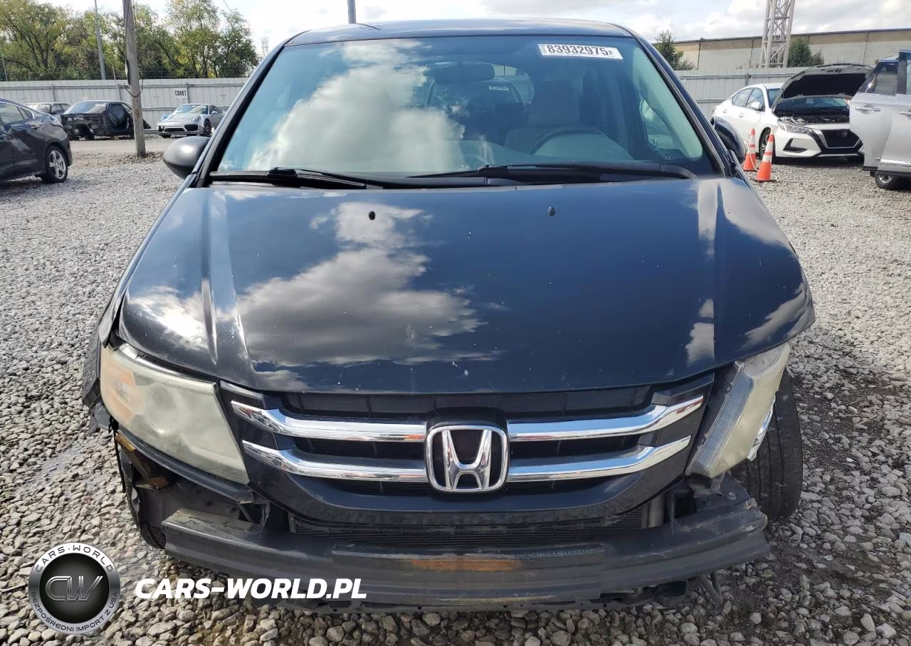 2016 Honda Odyssey Se VIN:5FNRL5H38GB127083 - 5