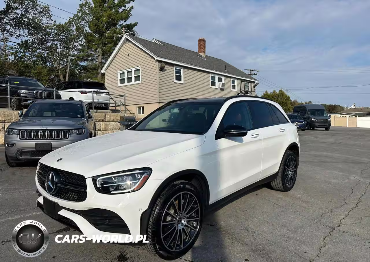 MERCEDES-BENZ