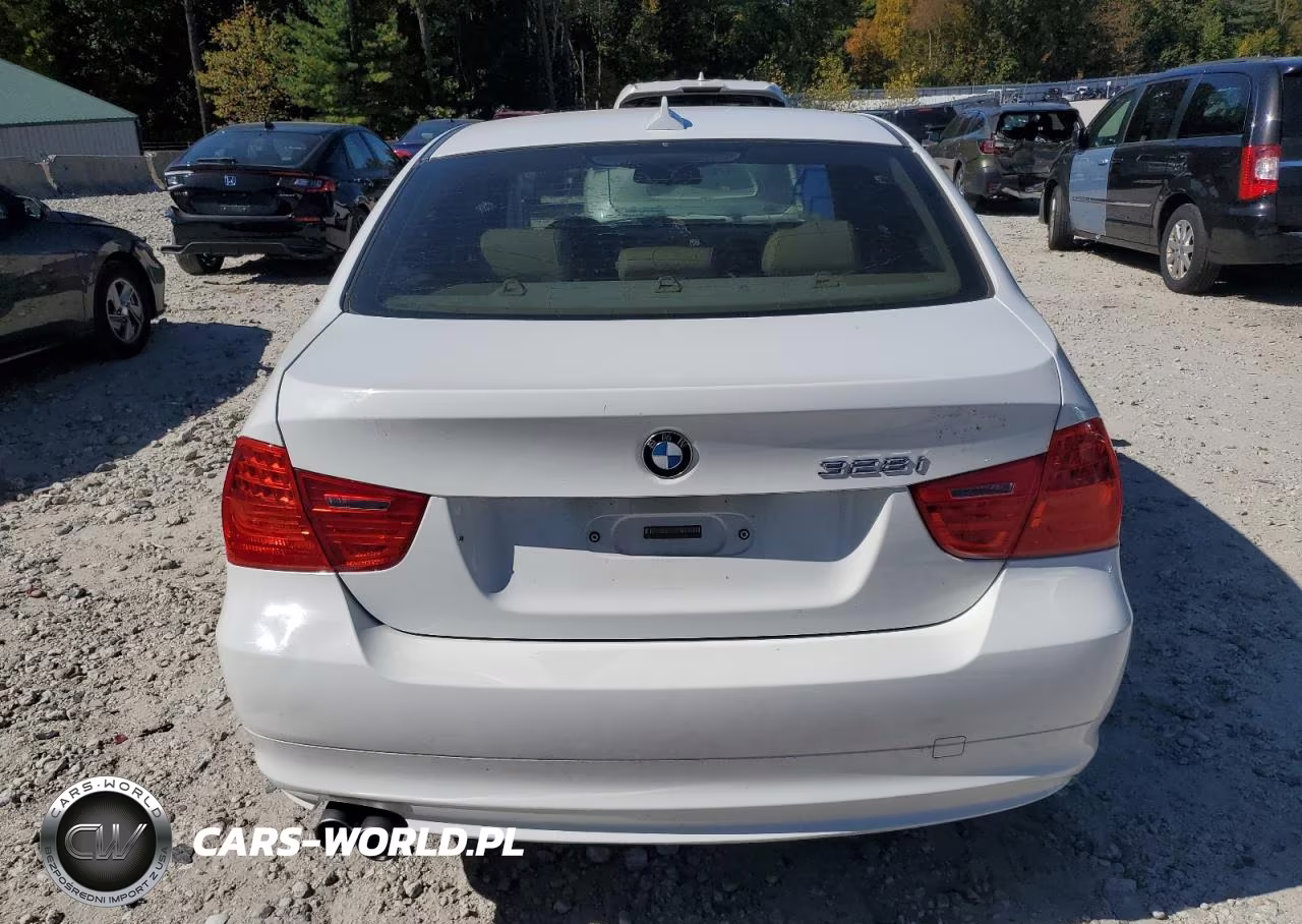2011 BMW 328 I VIN:WBAPH7G50BNM57394 - 6