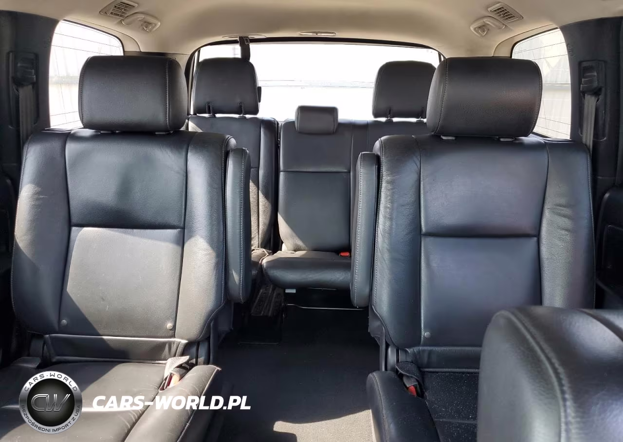 2019 Toyota Sequoia Sr5 VIN:5TDBY5G18KS168868 - 10
