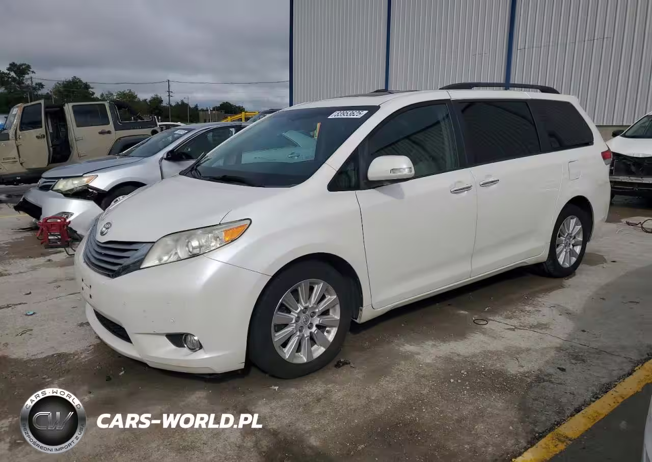 2014 Toyota Sienna Xle