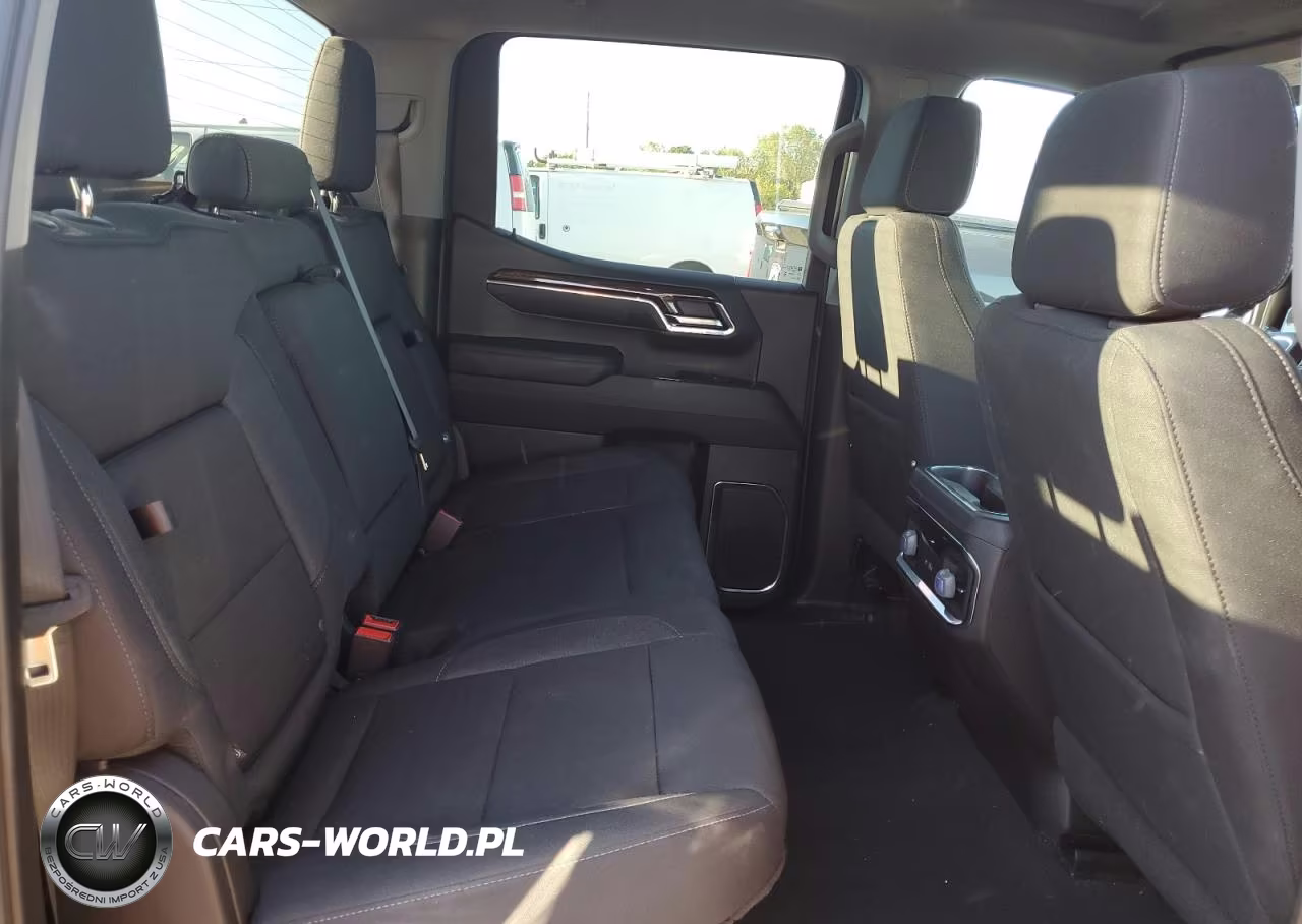 2024 GMC Sierra K1500 Elevation VIN:3GTUUCED5RG374101 - 10