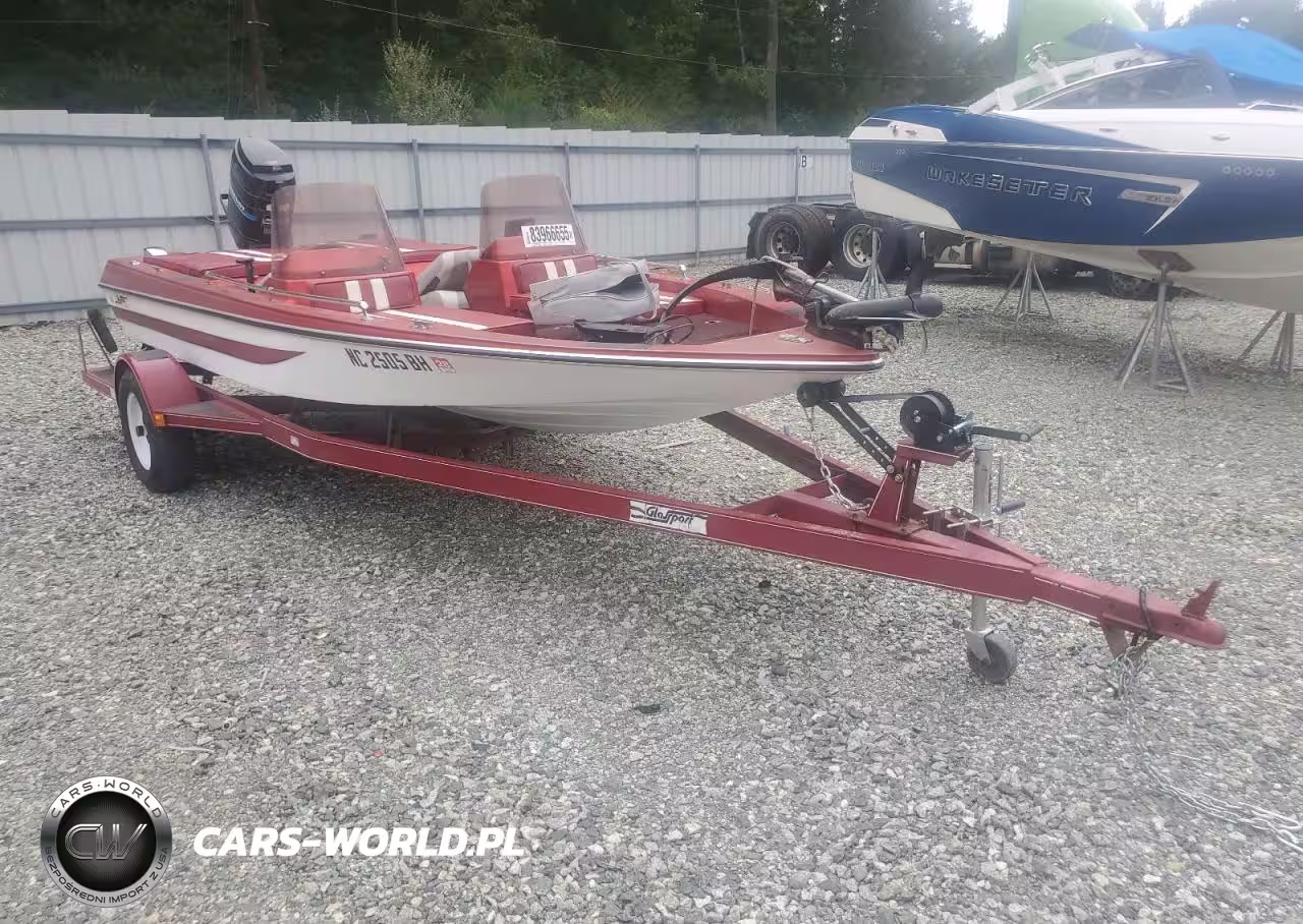 1988 Glassport Boat - Boat