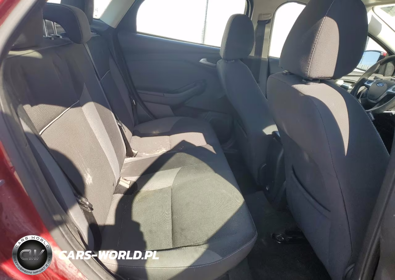 2014 Ford Focus Se VIN:1FADP3F29EL247200 - 10
