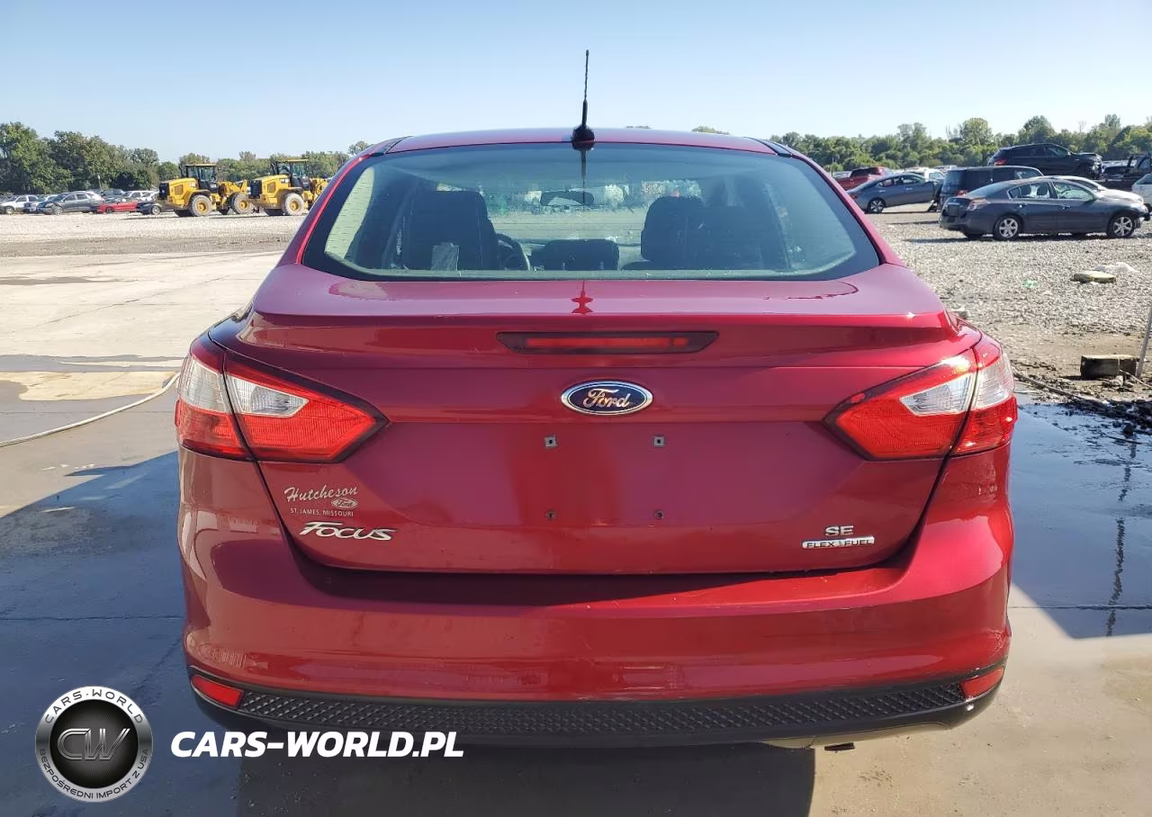 2014 Ford Focus Se VIN:1FADP3F29EL247200 - 6