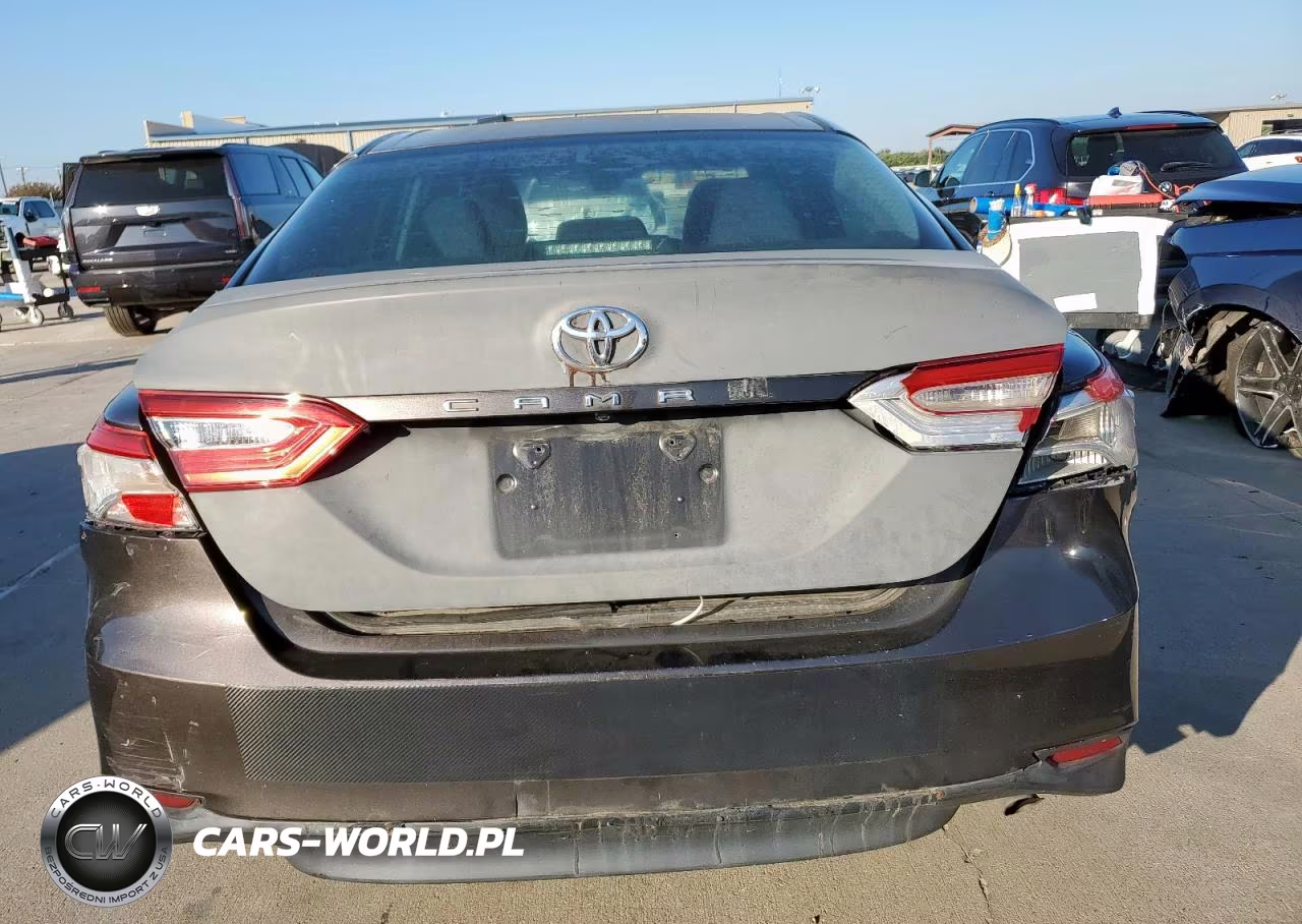 2018 Toyota Camry L VIN:4T1B11HK5JU034426 - 6