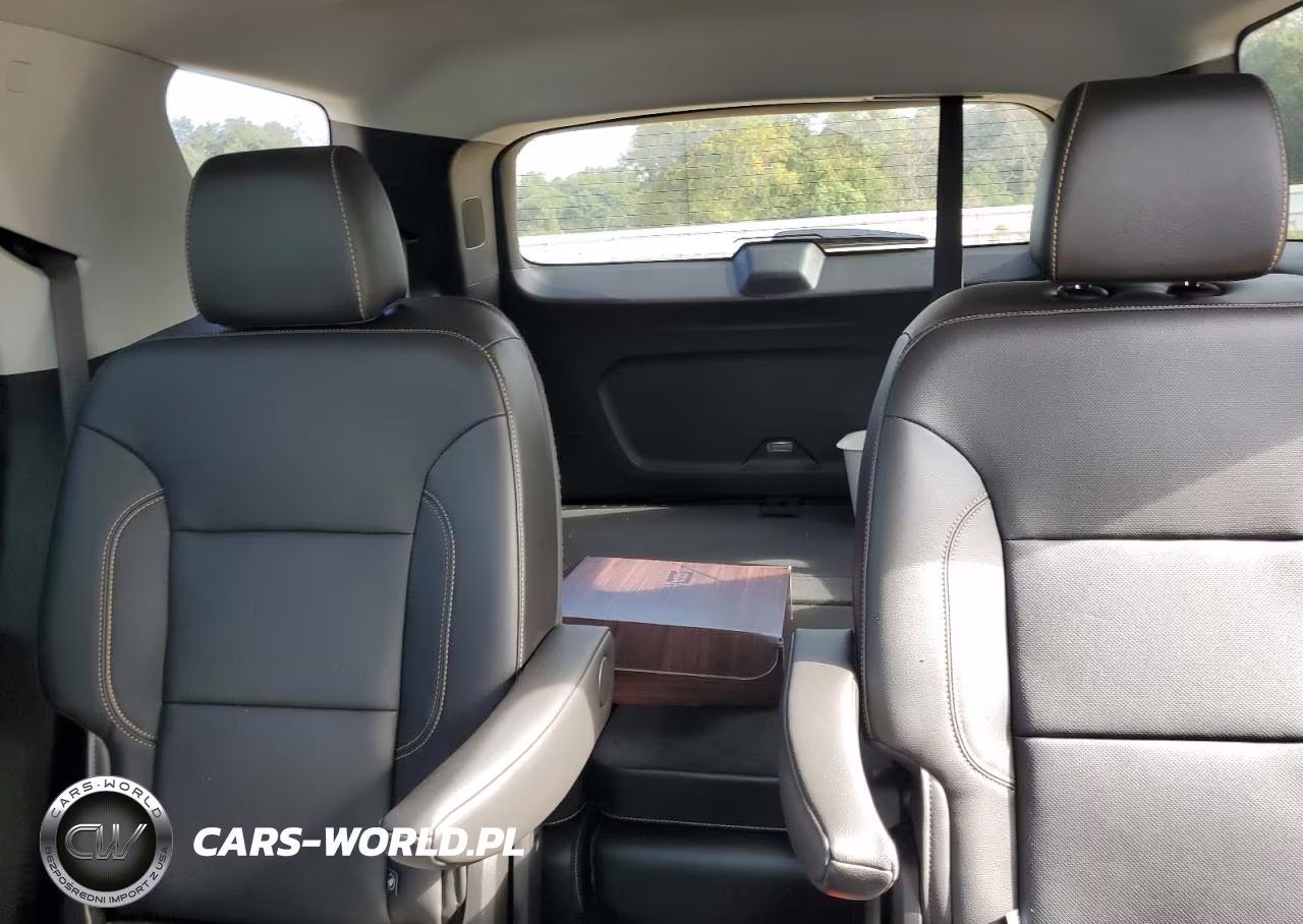 2020 Chevrolet Traverse Premier VIN:1GNERKKW5LJ285342 - 10