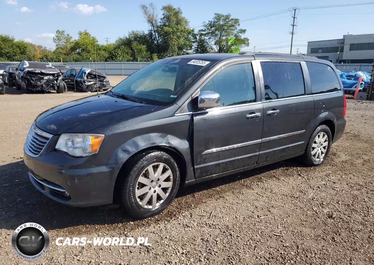 2012 Chrysler Town & Country Touring L