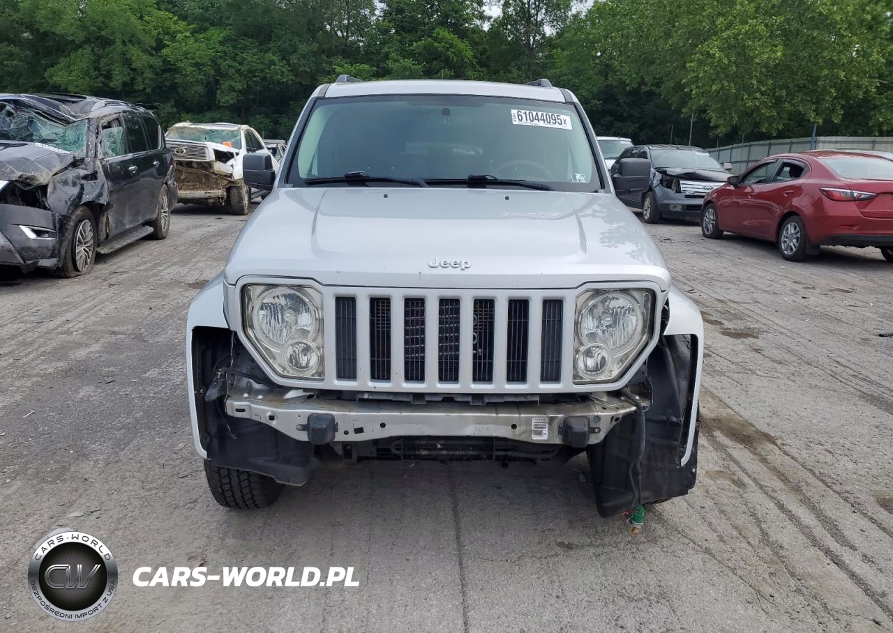 2010 Jeep Liberty Sport VIN:1J4PN2GK2AW180111 - 5