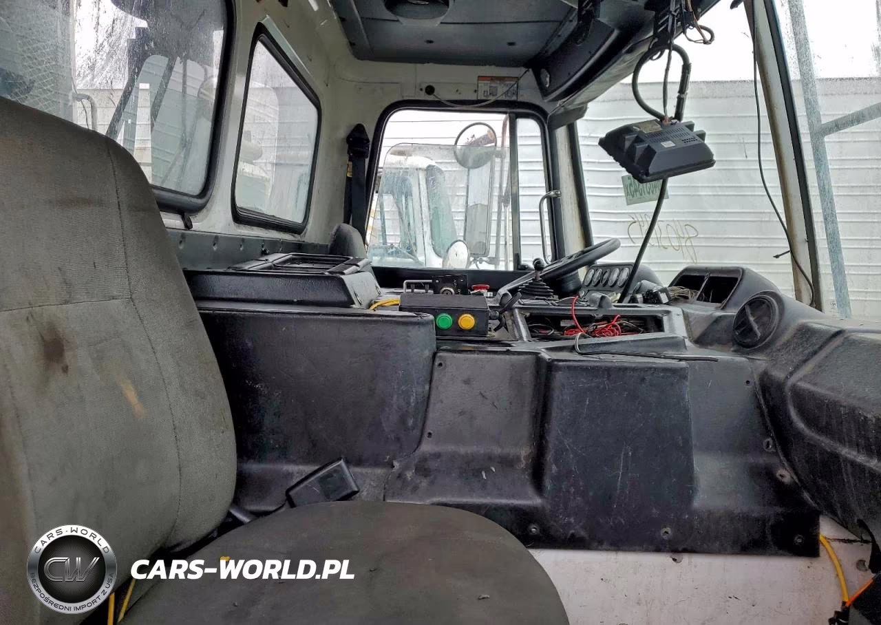 2006 Autocar Wx Refuse Truck VIN:5VCDC6FE86H202600 - 6