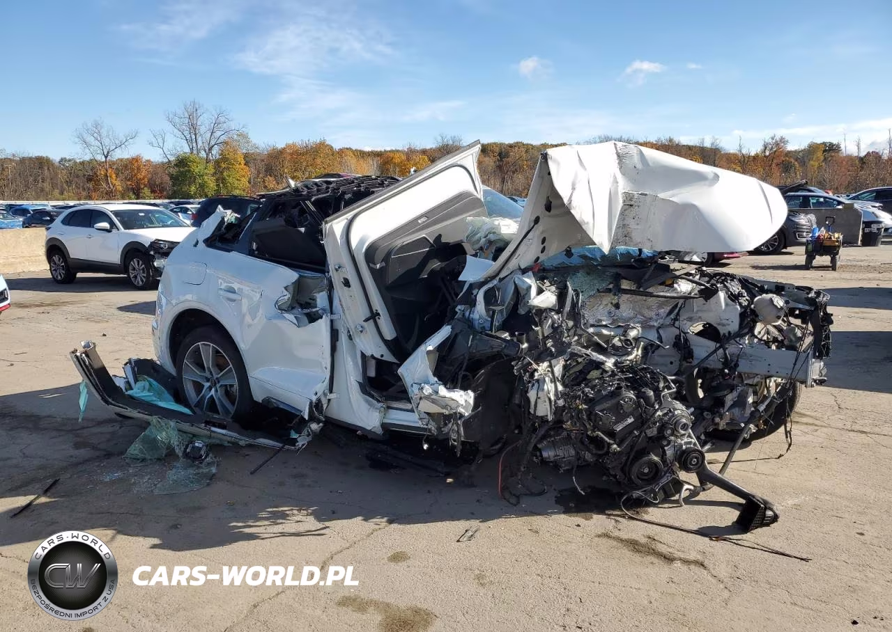 2025 Audi Q5 Premium 45 VIN:WA1GAAFY5S2052787 - 4
