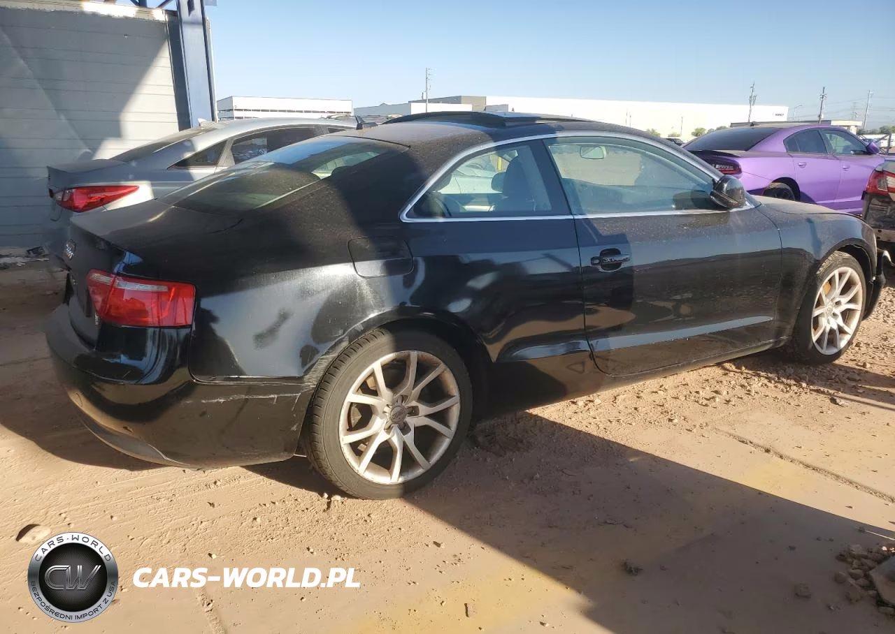 2010 Audi A5 Premium VIN:WAUCFAFR1AA029443 - 3