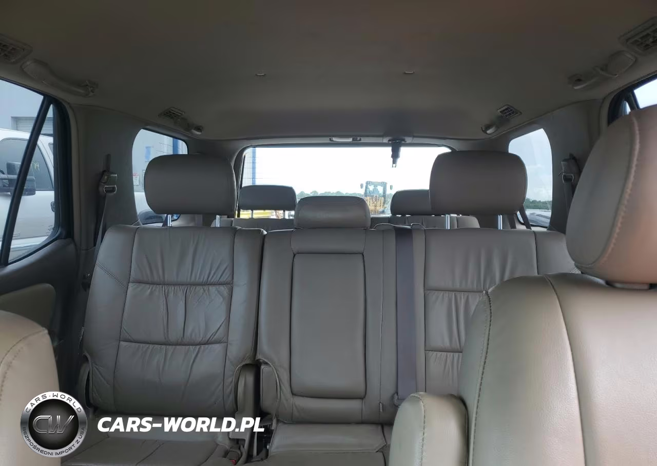 2004 Toyota Sequoia Sr5 VIN:5TDZT34A94S215012 - 10